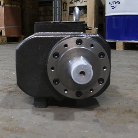  Винтовой блок YNE138RB в Москве  | DILEKS.RU